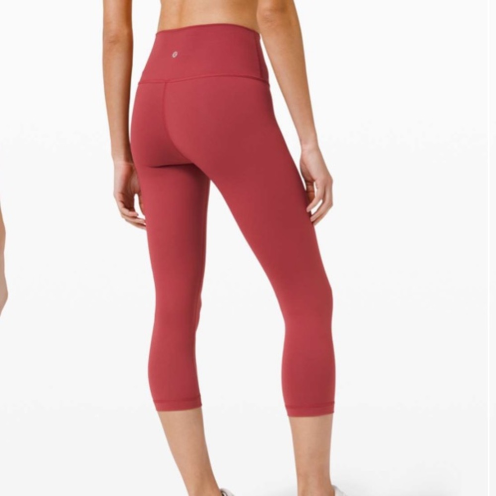 NWT Lululemon Wunder Under HR crop 21” - Picture 2 of 7